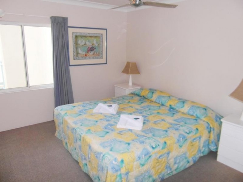 26 Old Burleigh Road ‘Paros on the Beach’, Surfers Paradise QLD 4217