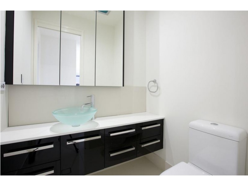 131 Morala Avenue, Runaway Bay QLD 4216