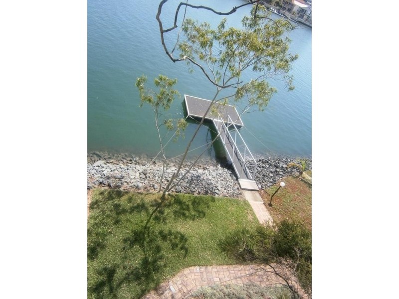 32 ‘The Anchorage’ Riverview Parade, Budds Beach, Surfers Paradise QLD 4217