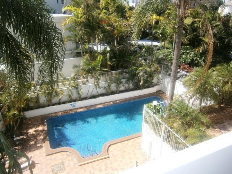 32 ‘The Anchorage’ Riverview Parade, Budds Beach, Surfers Paradise QLD 4217