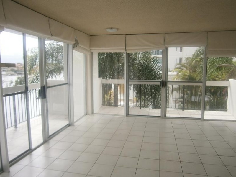 32 ‘The Anchorage’ Riverview Parade, Budds Beach, Surfers Paradise QLD 4217