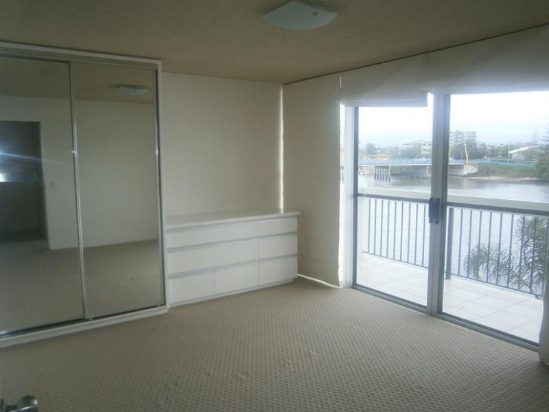 32 ‘The Anchorage’ Riverview Parade, Budds Beach, Surfers Paradise QLD 4217