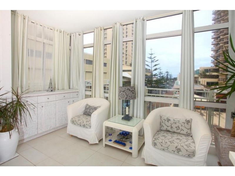 34 Hanlan Street, Surfers Paradise QLD 4217