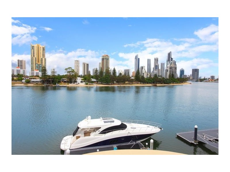 50 Admiralty Drive, Paradise Waters QLD 4217