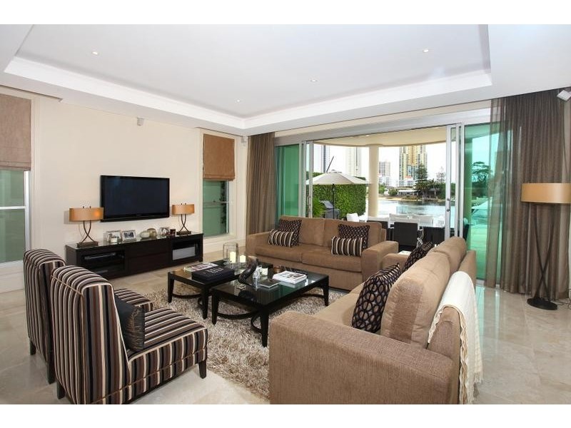 50 Admiralty Drive, Paradise Waters QLD 4217