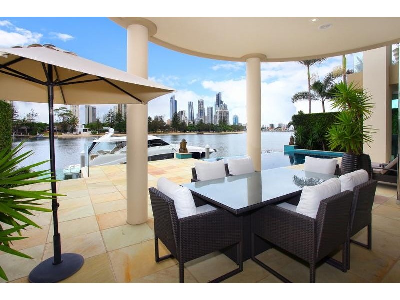 50 Admiralty Drive, Paradise Waters QLD 4217