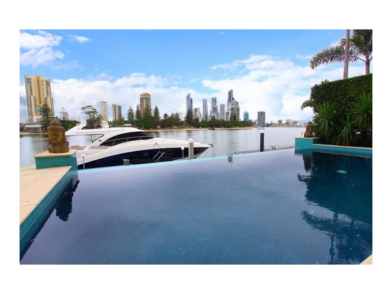 50 Admiralty Drive, Paradise Waters QLD 4217