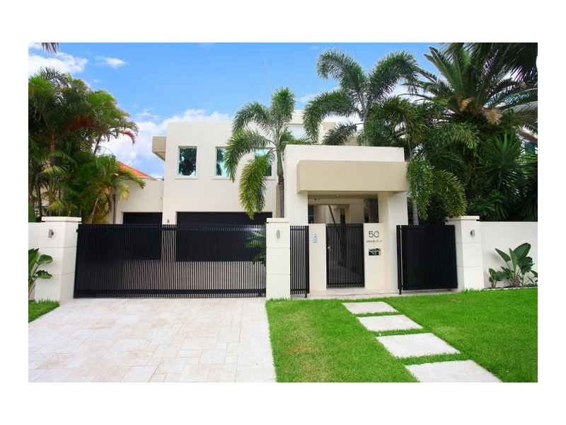 50 Admiralty Drive, Paradise Waters QLD 4217
