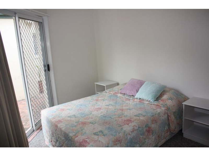 11 Frederick Street, Surfers Paradise QLD 4217