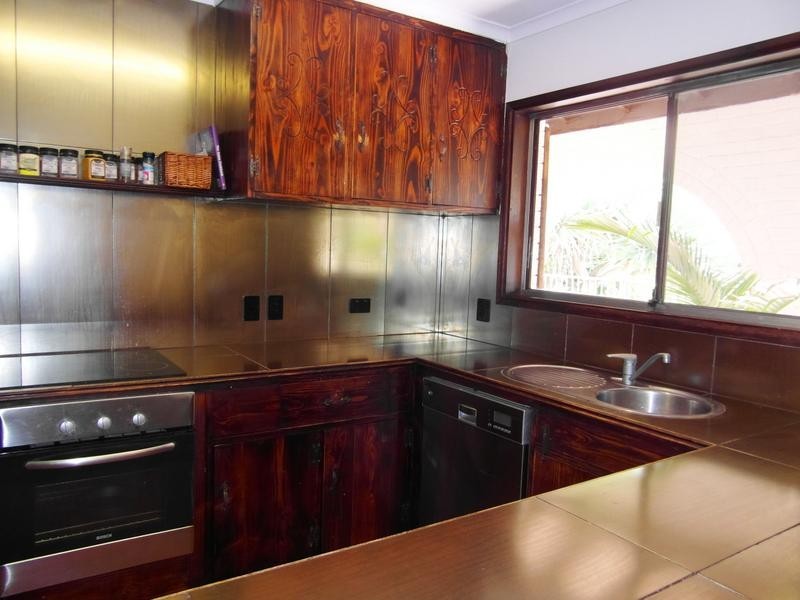 14 Gibraltar Drive, Isle Of Capri QLD 4217