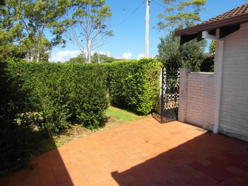 14 Gibraltar Drive, Isle Of Capri QLD 4217
