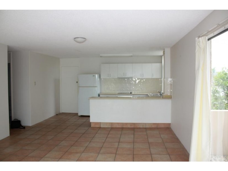 28 Riverview Parade, Surfers Paradise QLD 4217