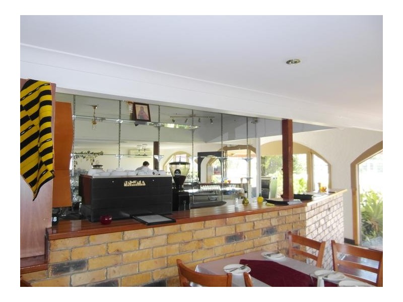 2735 Gold Coast Highway, Broadbeach QLD 4218
