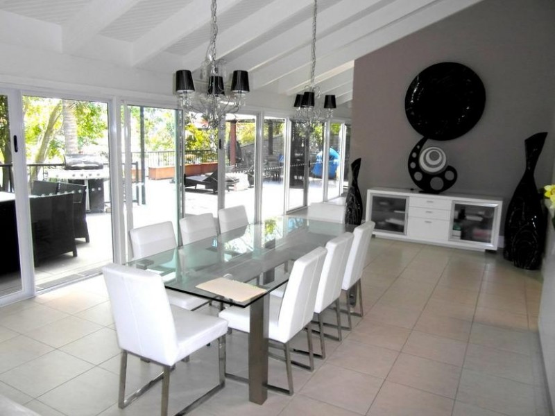 2 Platypus Avenue, Sorrento QLD 4217