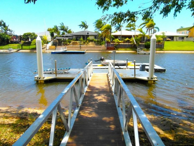 2 Platypus Avenue, Sorrento QLD 4217