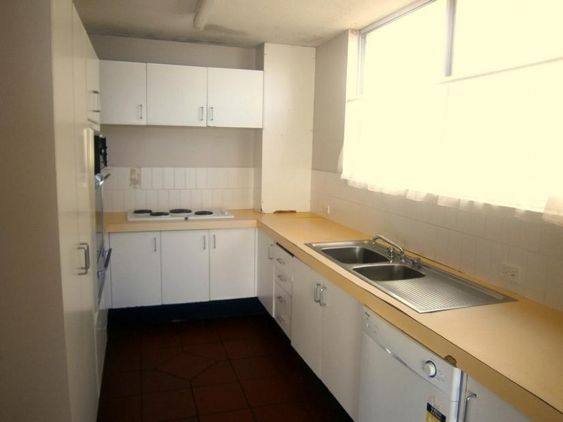 61 Garfield Terrace, Surfers Paradise QLD 4217
