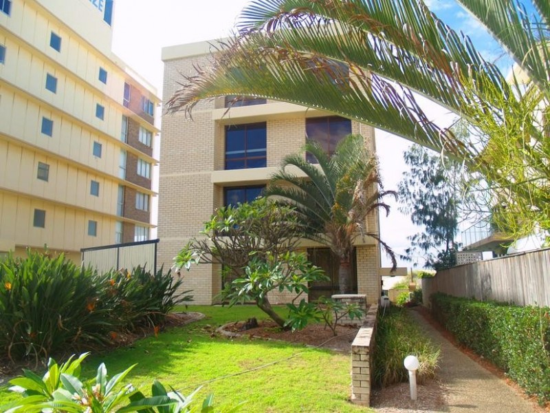 61 Garfield Terrace, Surfers Paradise QLD 4217