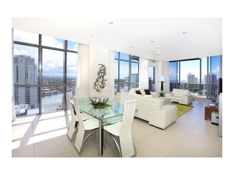 2201/18 Cypress Avenue ‘Solaire’ Budds Beach, Surfers Paradise QLD 4217