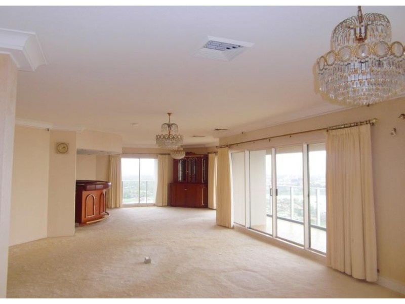 ‘Atlantis East’ Penthouse 181/2 Admiralty Drive, Paradise Waters QLD 4217