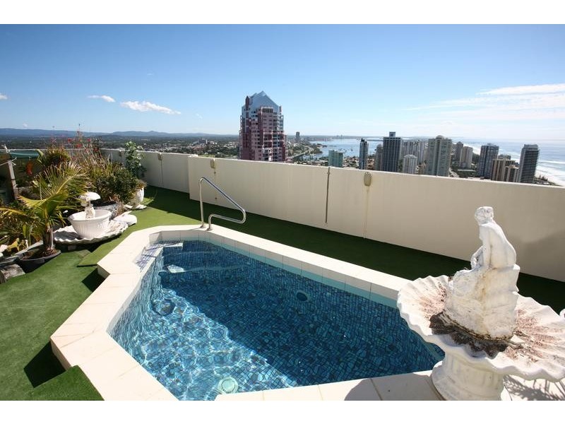 ‘Atlantis East’ Penthouse 181/2 Admiralty Drive, Paradise Waters QLD 4217