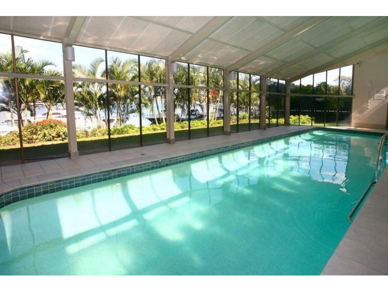 ‘Atlantis East’ Penthouse 181/2 Admiralty Drive, Paradise Waters QLD 4217