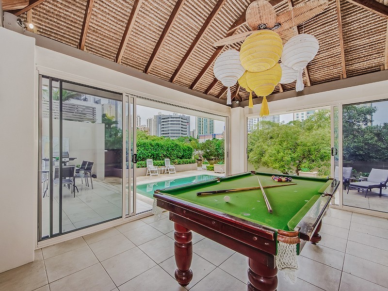 54 Paradise Island, Surfers Paradise QLD 4217