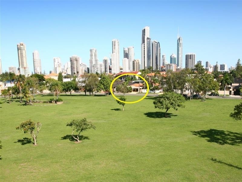 31 Southern Cross Drive, Cronin Island, Surfers Paradise QLD 4217