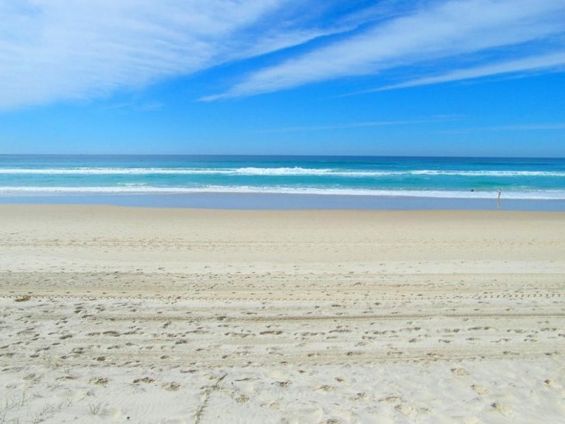 4 Clifford Street ‘Carlton’, Surfers Paradise QLD 4217