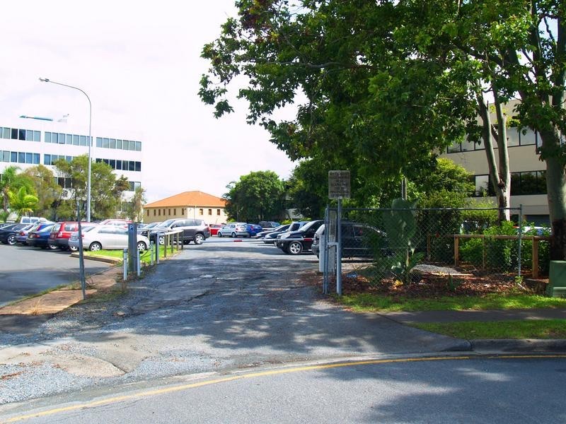 8 Frigo Court, Bundall QLD 4217