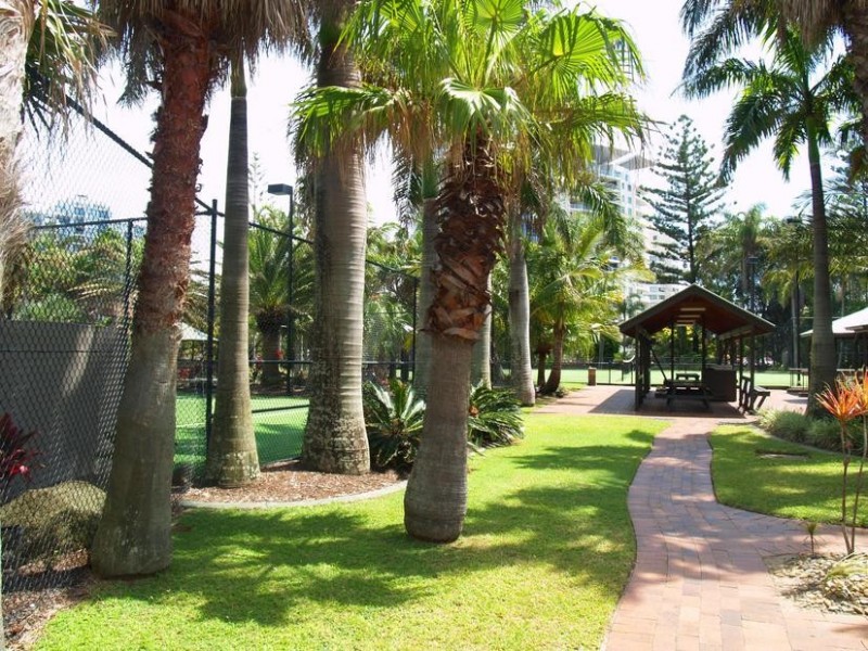 2D ‘Surfers Aquarius’ 4 Old Burleigh Road, Surfers Paradise QLD 4217