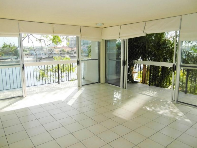 32 Riverview Parade ‘The Anchorage’ Budds Beach, Surfers Paradise QLD 4217