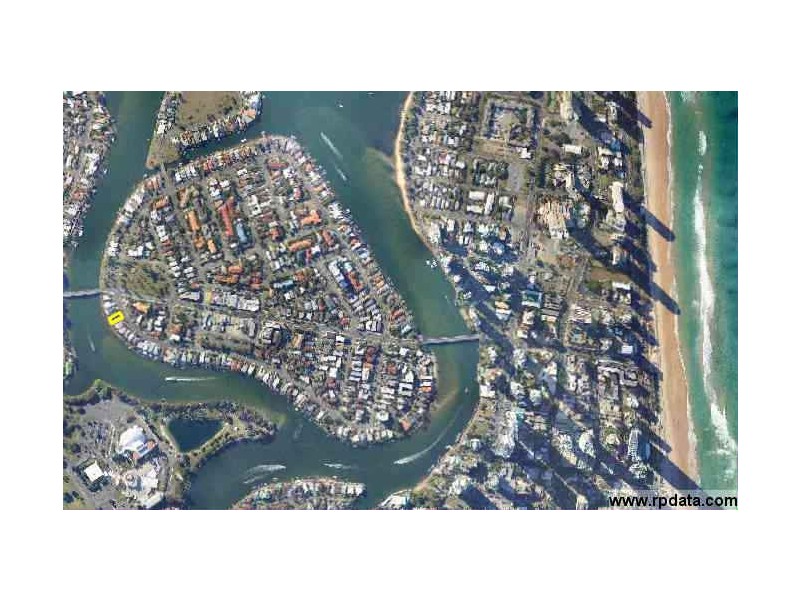 193 Stanhill Drive, Chevron Island QLD 4217