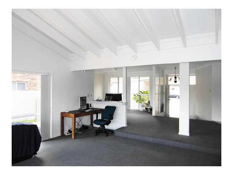 193 Stanhill Drive, Chevron Island QLD 4217