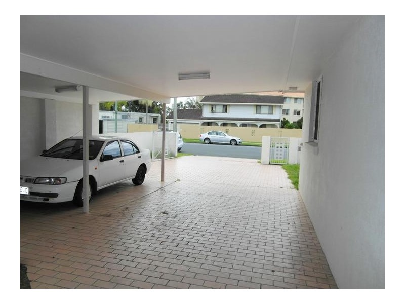 193 Stanhill Drive, Chevron Island QLD 4217