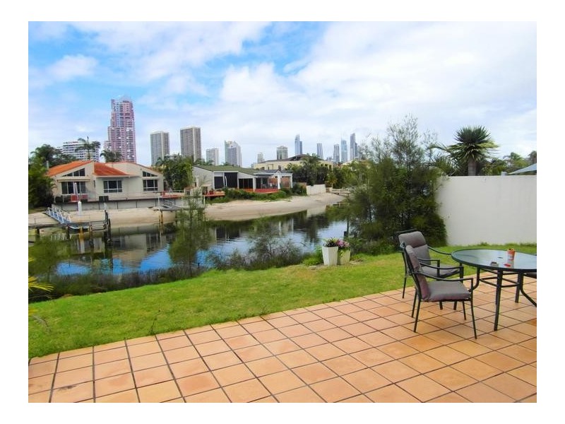 3 Norseman Court, Paradise Waters QLD 4217