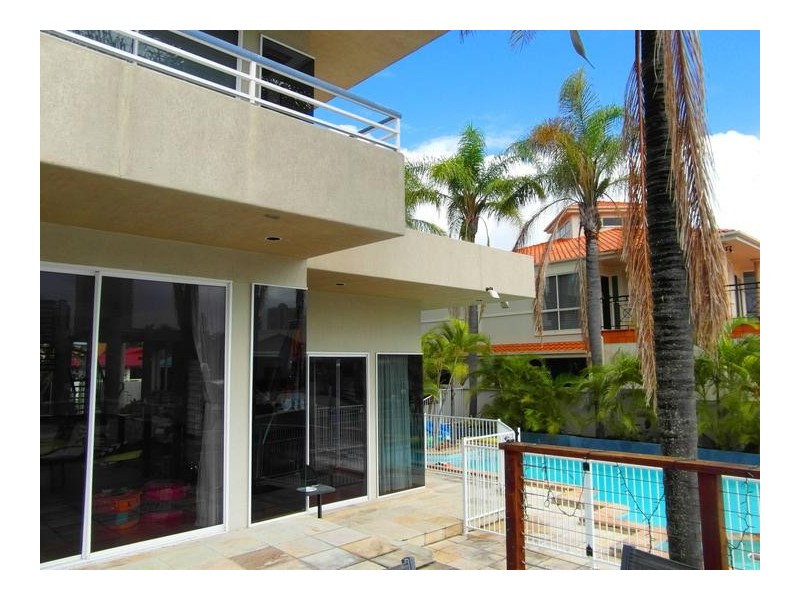 9 Midshipman Court, Paradise Waters QLD 4217