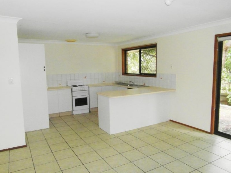 12 Cambridge Court, Carrara QLD 4211