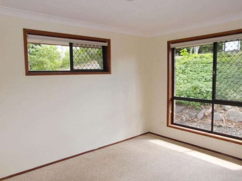 12 Cambridge Court, Carrara QLD 4211