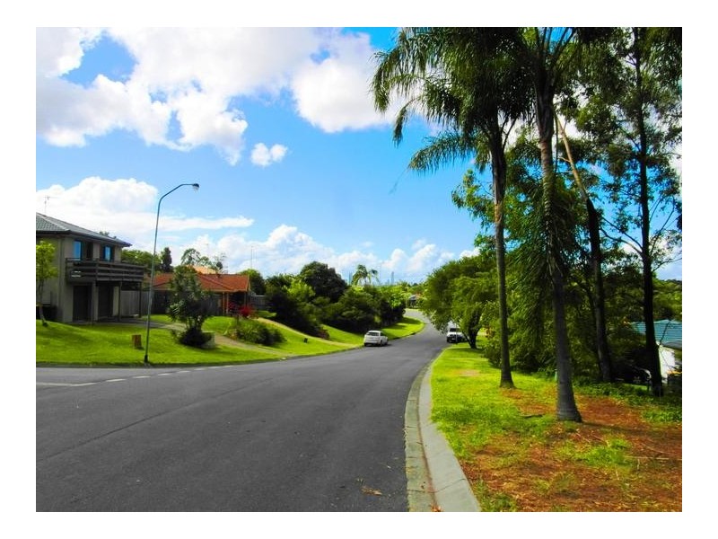 12 Cambridge Court, Carrara QLD 4211