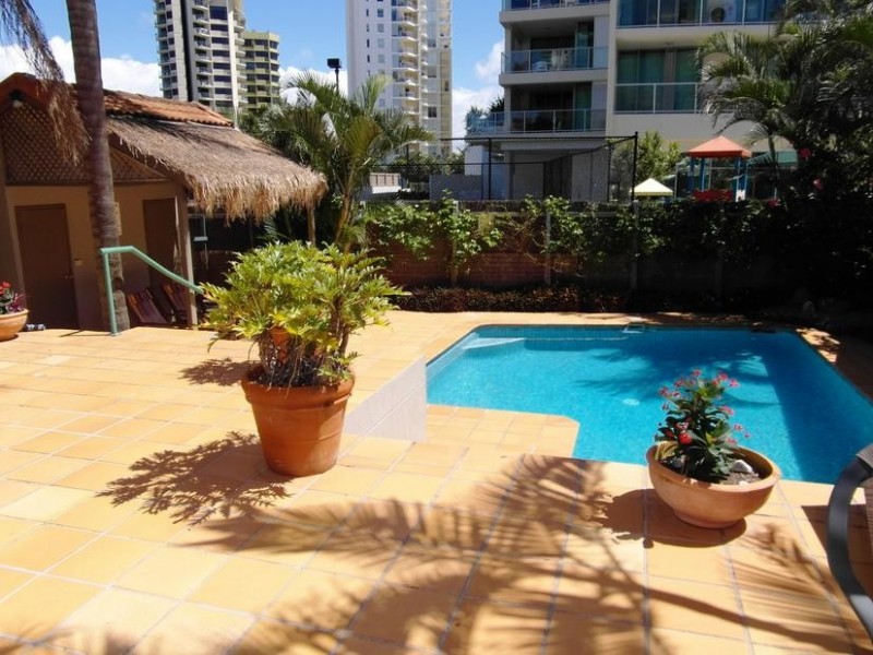 5 Old Burleigh Road ‘Paradise Pearl’, Surfers Paradise QLD 4217