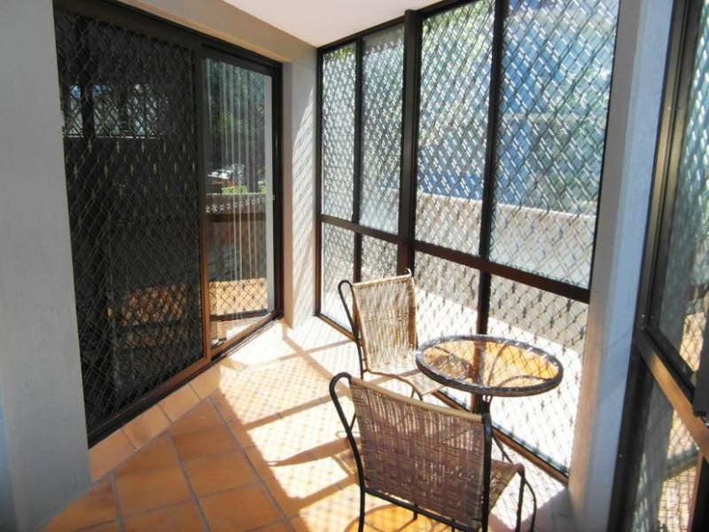 5 Old Burleigh Road ‘Paradise Pearl’, Surfers Paradise QLD 4217