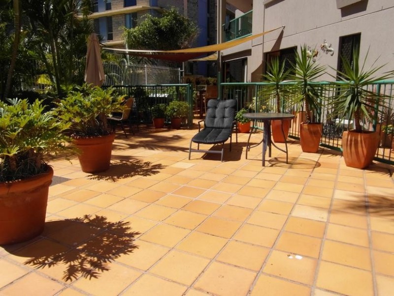 5 Old Burleigh Road ‘Paradise Pearl’, Surfers Paradise QLD 4217