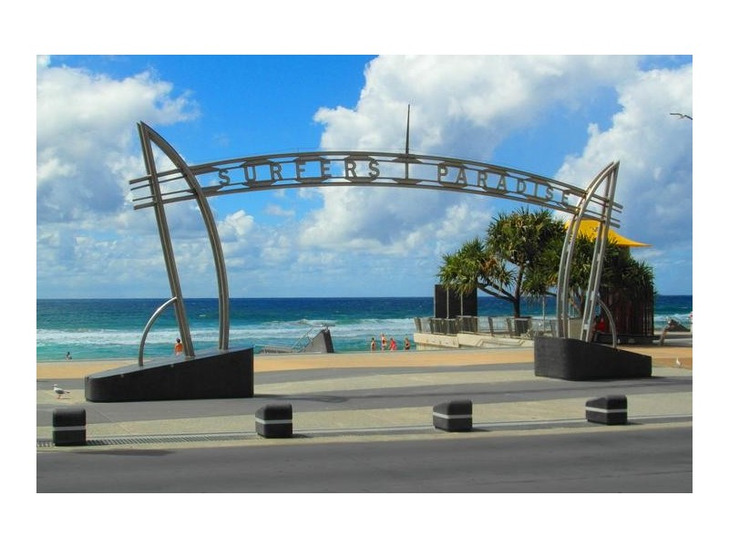 24 Hamilton Avenue ‘Copacabana’, Surfers Paradise QLD 4217