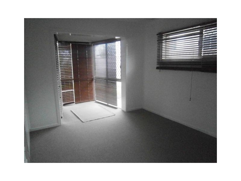 122 Rio Vista Bvd, Broadbeach Waters QLD 4218