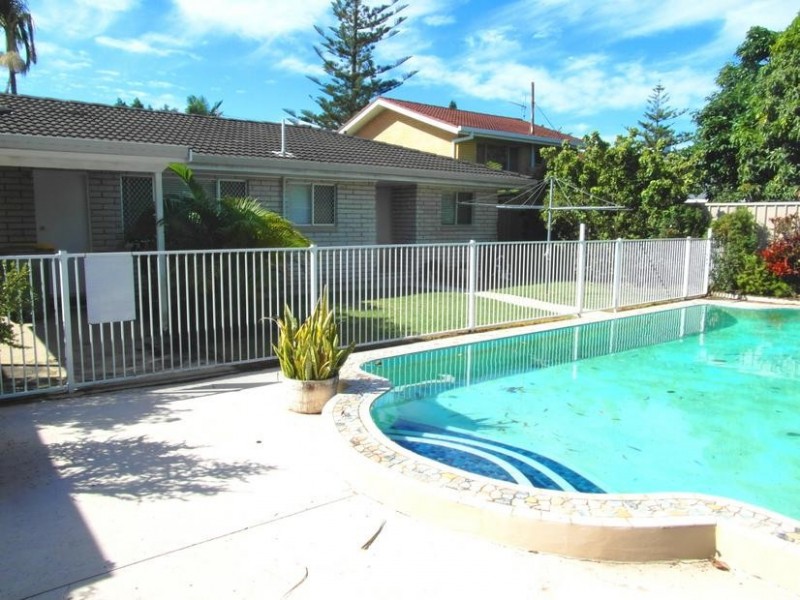 22 Coogeen Street,, Sorrento QLD 4217
