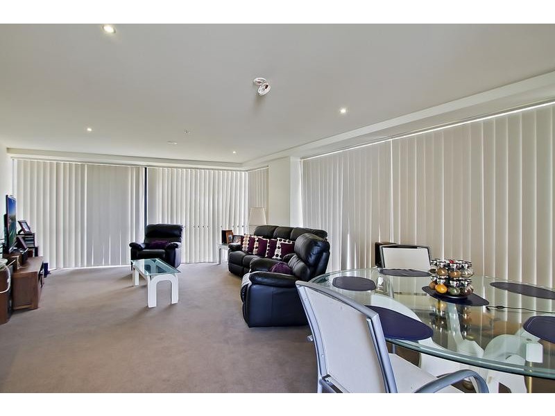 401 ‘Avalon’ 4 Wahroonga Place, Surfers Paradise QLD 4217