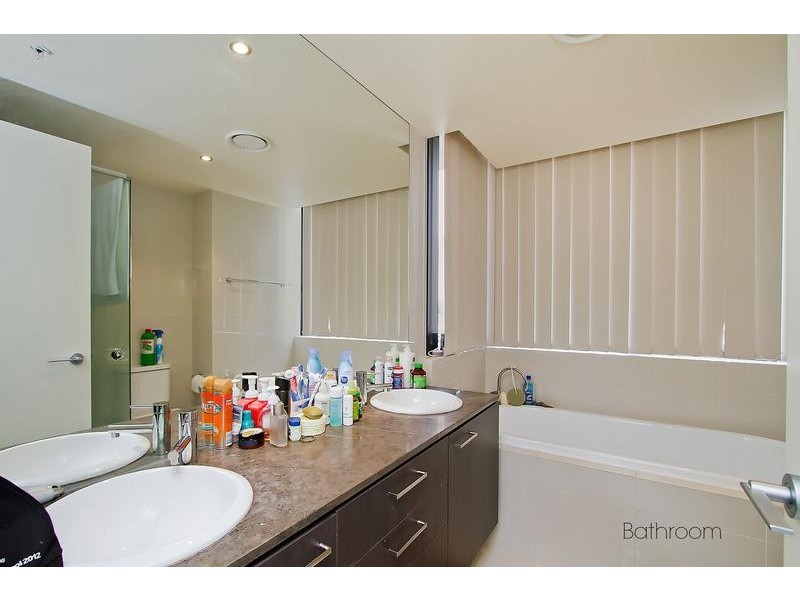 401 ‘Avalon’ 4 Wahroonga Place, Surfers Paradise QLD 4217