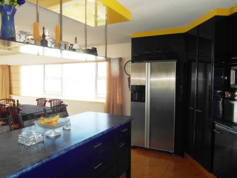 142 Esplanade ‘Pacific Plaza’, Surfers Paradise QLD 4217