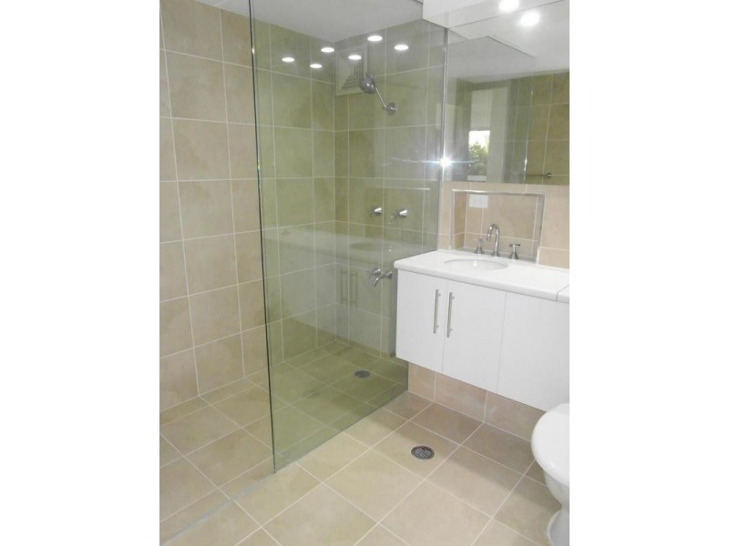 32 Riverview Parade ‘Anchorage’, Budds Beach, Surfers Paradise QLD 4217