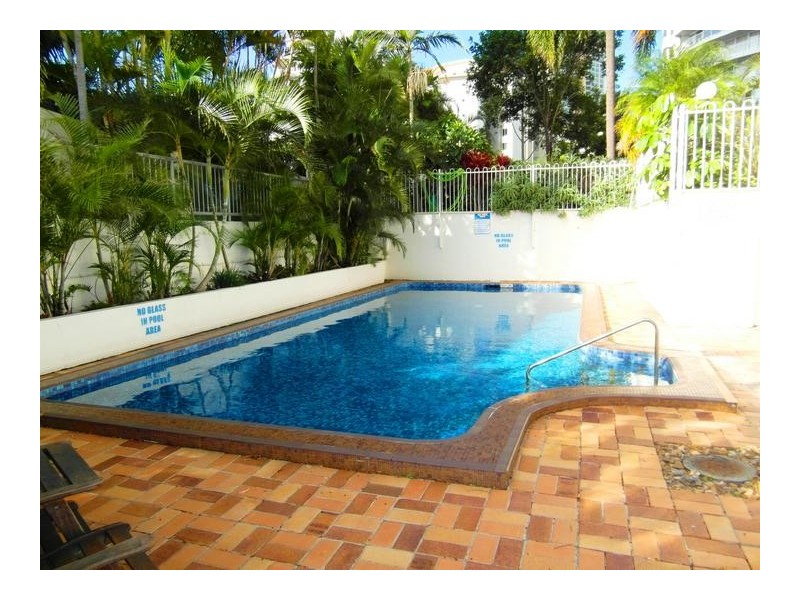 32 Riverview Parade ‘Anchorage’, Budds Beach, Surfers Paradise QLD 4217